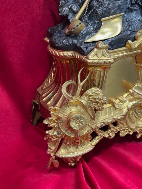 Napoleon III Dore Bronze Pendulum-photo-2
