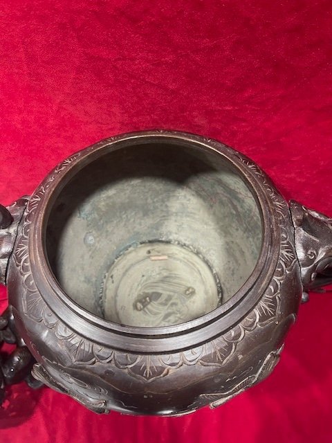 Imposing Chinese Bronze Perfume Burner-photo-3