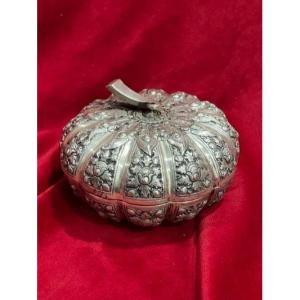 Candy Box In Sterling Silver Indochinese Work