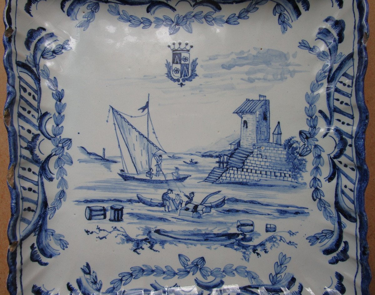 Delft Very Beautiful 18th Century Earthenware Plate Ar Mark Fishermen Decor In Shades Of Blue Coat Of Arms.-photo-2