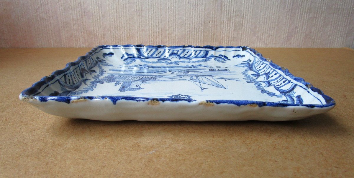 Delft Very Beautiful 18th Century Earthenware Plate Ar Mark Fishermen Decor In Shades Of Blue Coat Of Arms.-photo-4