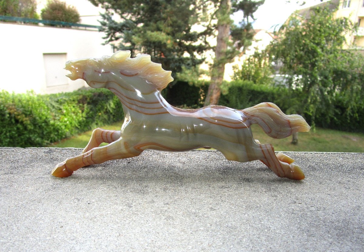 China, Very Beautiful Hard Stone Horse Mid 20th Century, Natural Agate, Sculpture In Perfect Condition.-photo-3