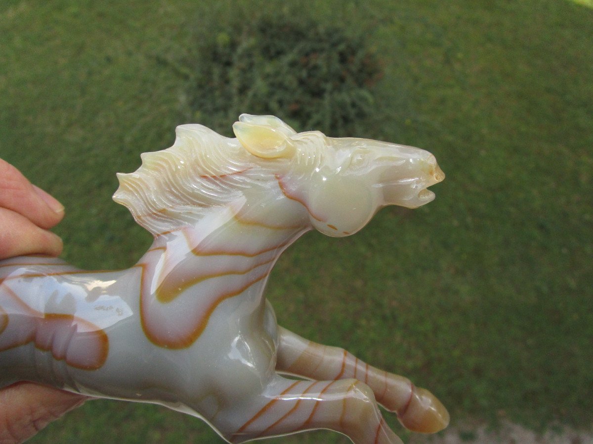 China, Very Beautiful Hard Stone Horse Mid 20th Century, Natural Agate, Sculpture In Perfect Condition.-photo-7