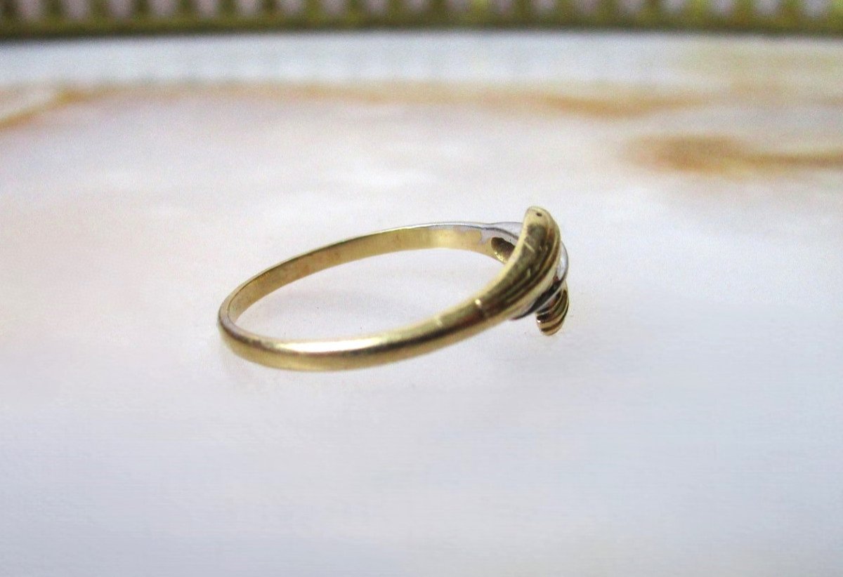 Beautiful 18k Solid Gold Ring 18 Carats Size 52; Weight: 1.42 Grams; In Very Good Condition.-photo-1