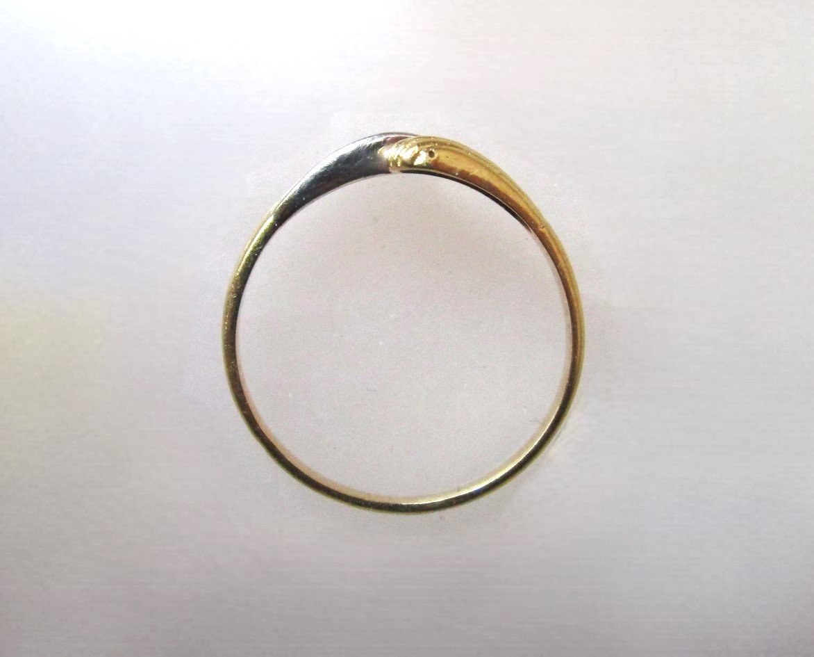 Beautiful 18k Solid Gold Ring 18 Carats Size 52; Weight: 1.42 Grams; In Very Good Condition.-photo-2