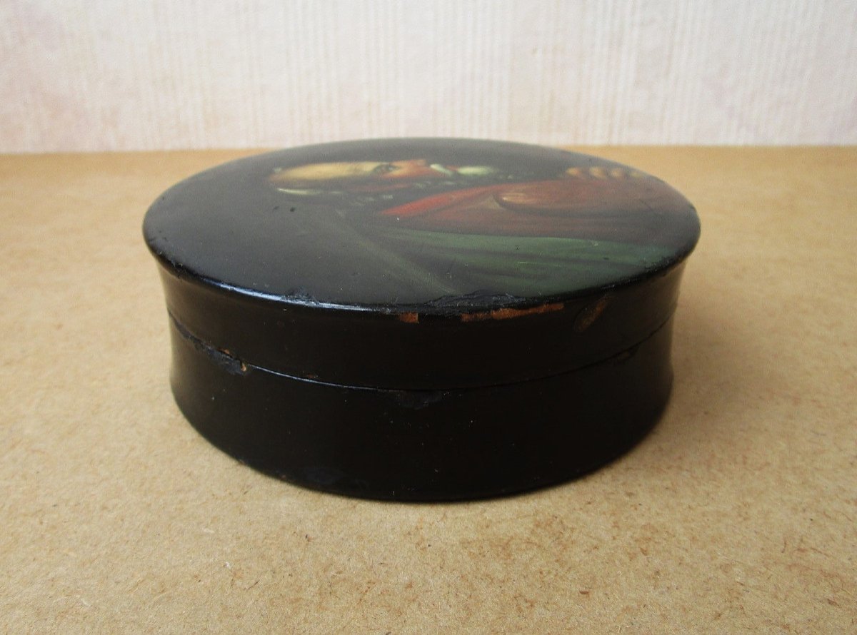 Old Beautiful Tobacco Or Confectionery Box In Black Lacquered Boiled Cardboard, 19th Century.-photo-1