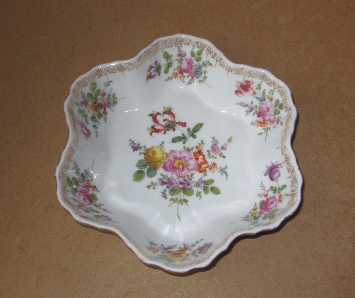 Belle Coupe Vide-poches En Porcelaine allemande XIXe Kaestner Saxonia Ou Carl Tielsch Saxe ?-photo-2