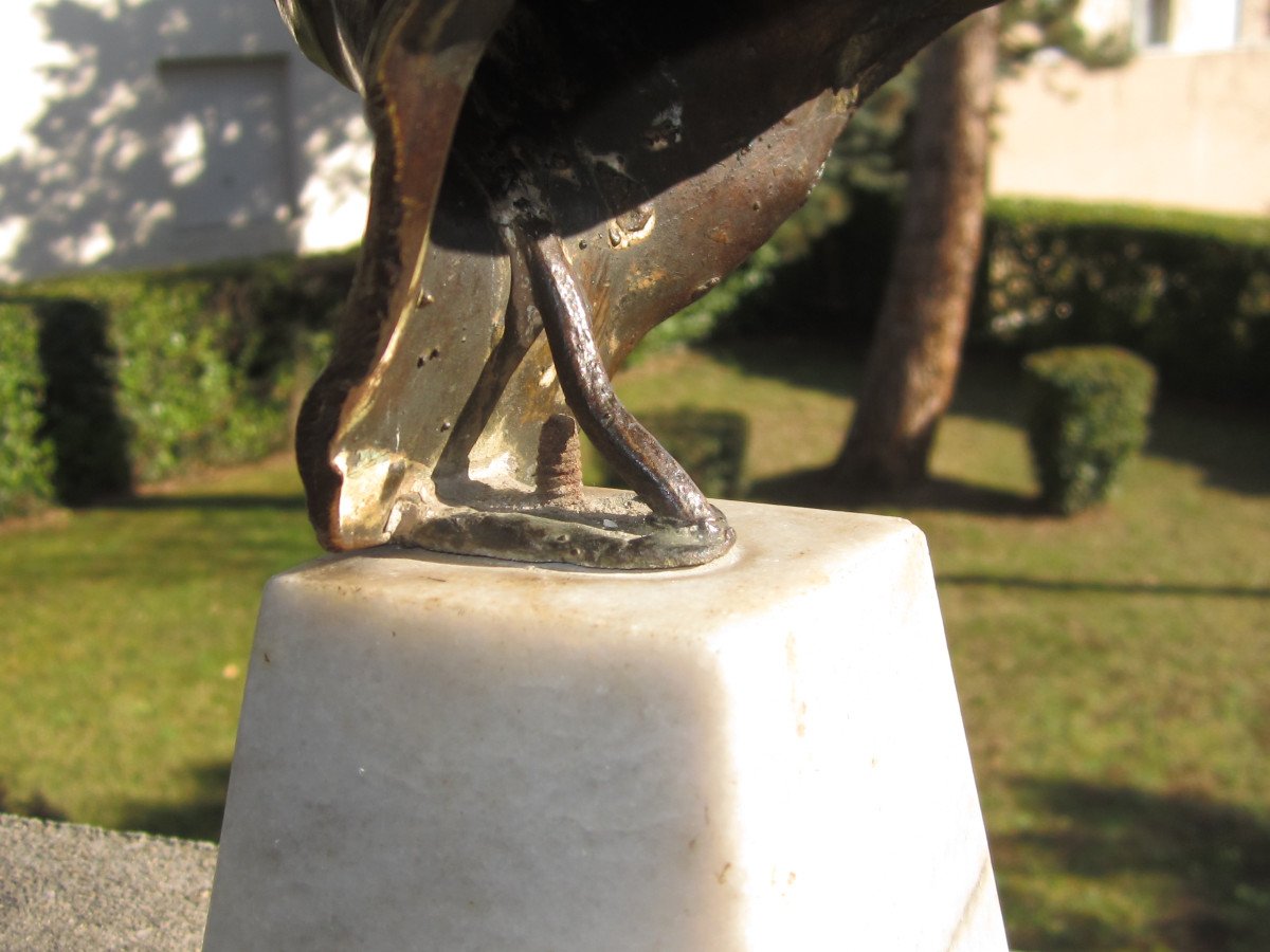 Buste En Bronze sculpture Non Sign&eacute;e Sur Un Socle En Marbre Homme Aux Yeux Band&eacute;s belle patine.-photo-8