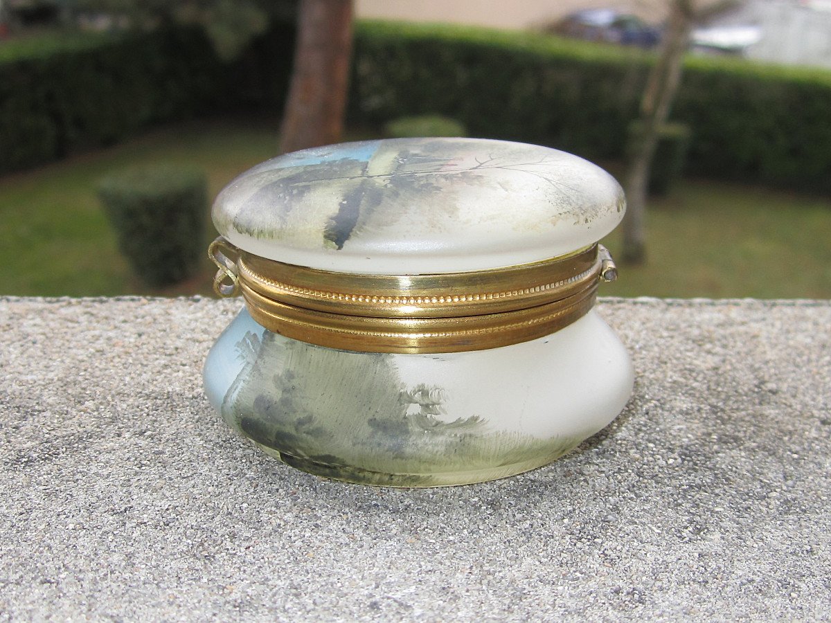 Old Beautiful Small Pill Box, Art Nouveau Pillbox 1900 Painted Decor Signed Kolek.-photo-4