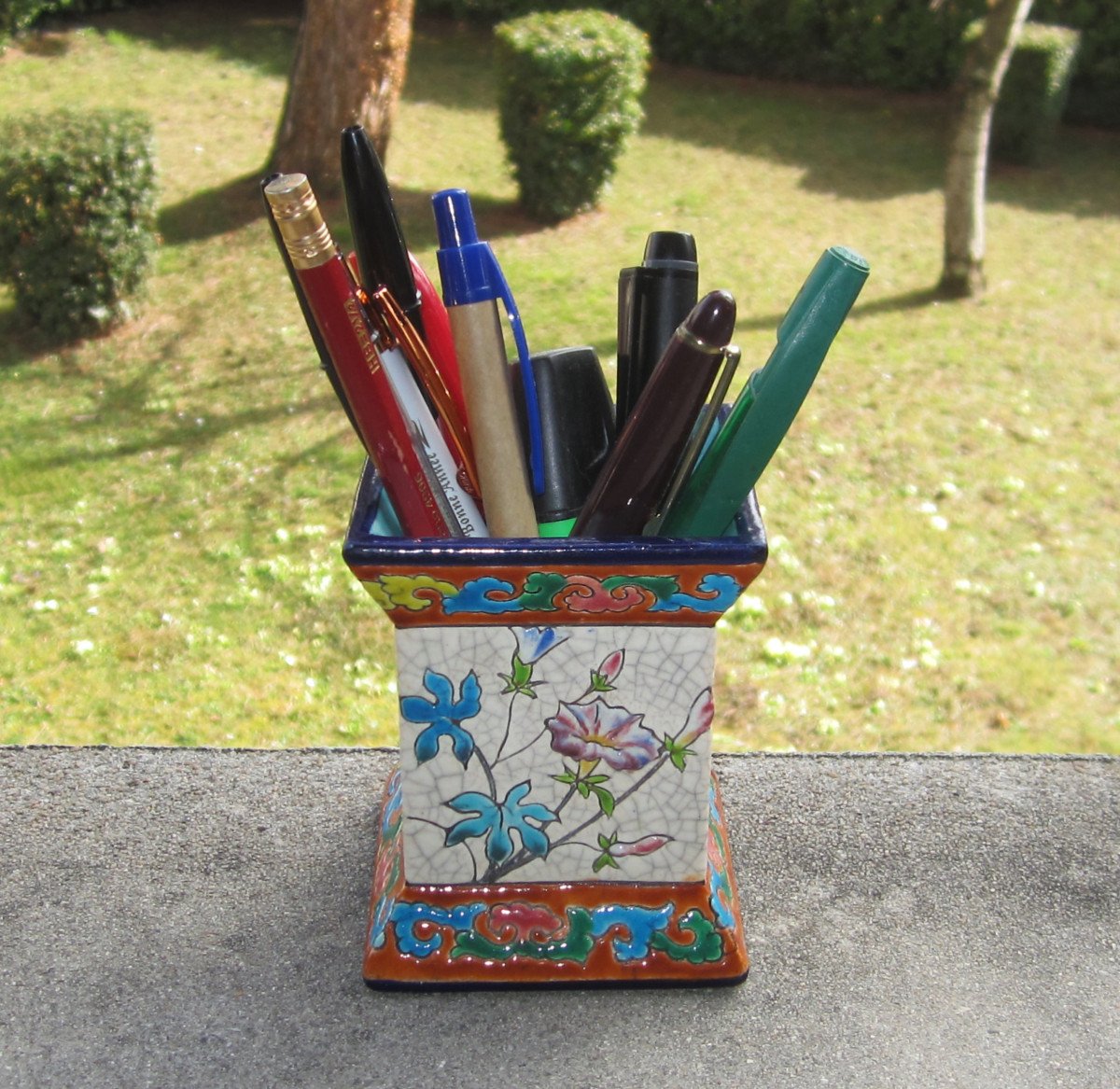 Longwy Enamels Very Beautiful Small Pencil Holder Or Pocket Emptier 19th Century Height 9.3 Cm.-photo-6