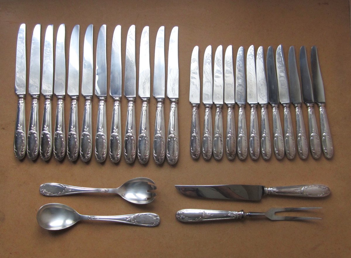 12 Table Knives, 12 Dessert Knives And 2 Pairs Of Silver Plated Metal Serving Cutlery-photo-2