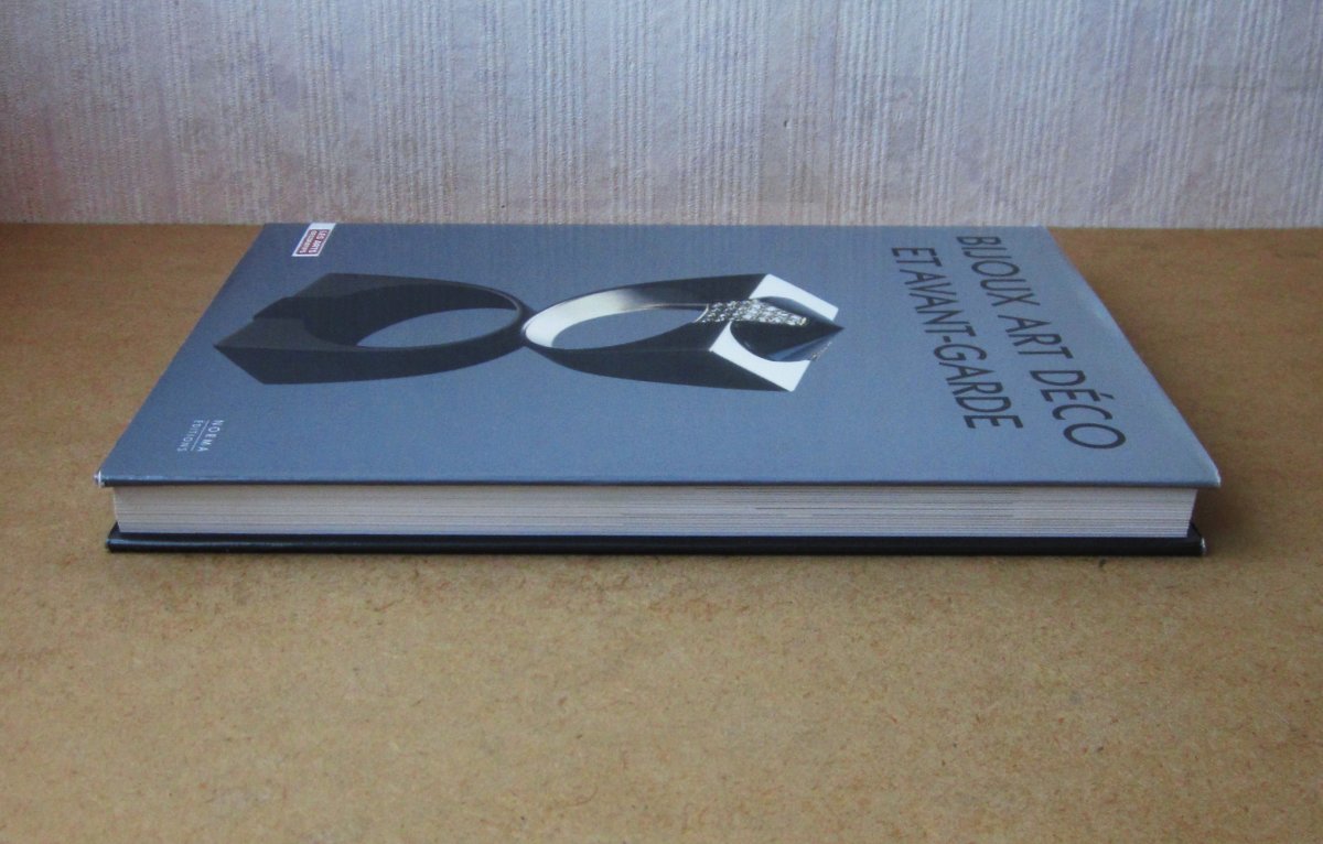Livre Bijoux Art Déco Et Avant Garde Jean Després Dunand Fouquet Mauboussin Sandoz édition 2009-photo-4