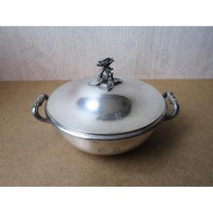 Very Beautiful 19th Century Bouillon In Sterling Silver Monogram Gr Rg Goldsmith Lebrun In Paris 545 Grams.