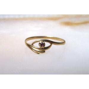 Beautiful Small Ring In Solid 18k 18 Carat Gold And Garnet Or Ruby Size 54; Weight: 1 Grams