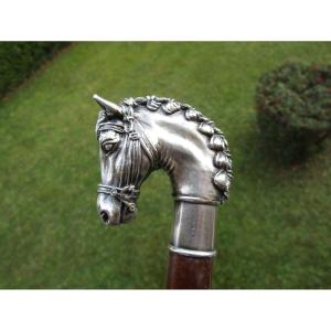 Très Belle Canne de marche en Argent Poinçon 925 Pommeau En Forme De Tête De Cheval.  90,5 cm.