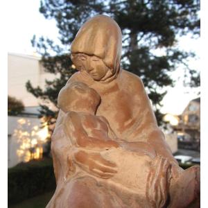 Ancienne Belle Sculpture En Terre Cuite Signée Femme Et Son Enfant Fin XIXe ou début XXe