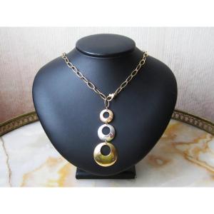 Elegant And Refined Feminine Necklace 3 Golds Hallmark 750 Solid 18 Carat Gold. Weight: 12 Grams.