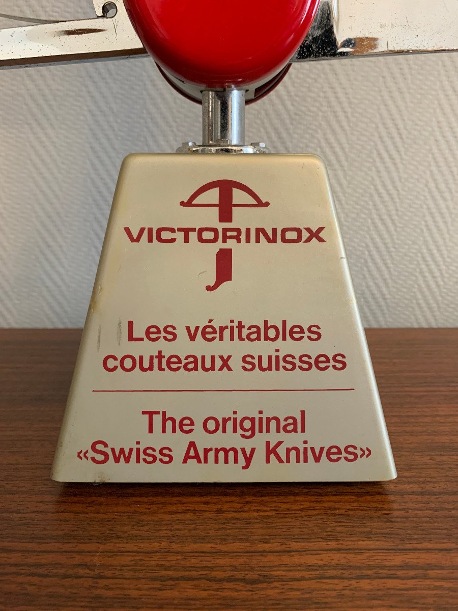 Grand couteau suisse Victorinox automate de vitrine-photo-3