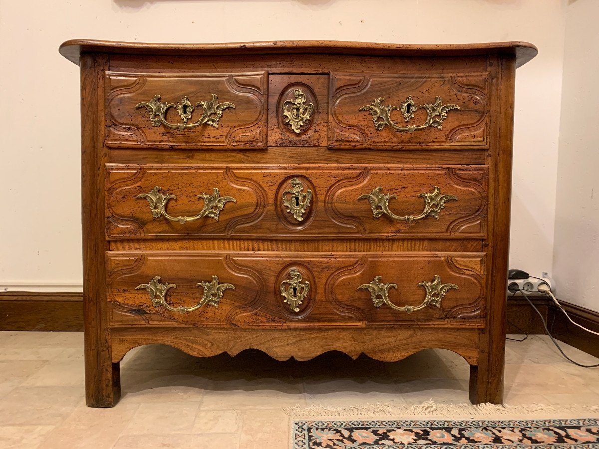 18th Century Crossbow Chest Of Drawers