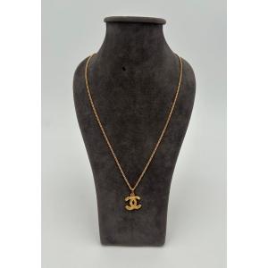 Chanel Vintage Gold Plate Necklace