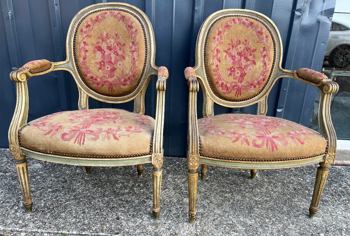 Paire De Fauteuils Cabriolets De Style Louis XVI Laqués.-photo-3