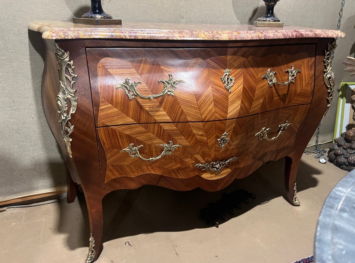 Louis XV Style Marquetry Chest Of Drawers, 20th Century