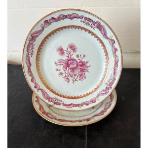 Pair Of Dinner Plates, Floral Decor, Famille Rose, China