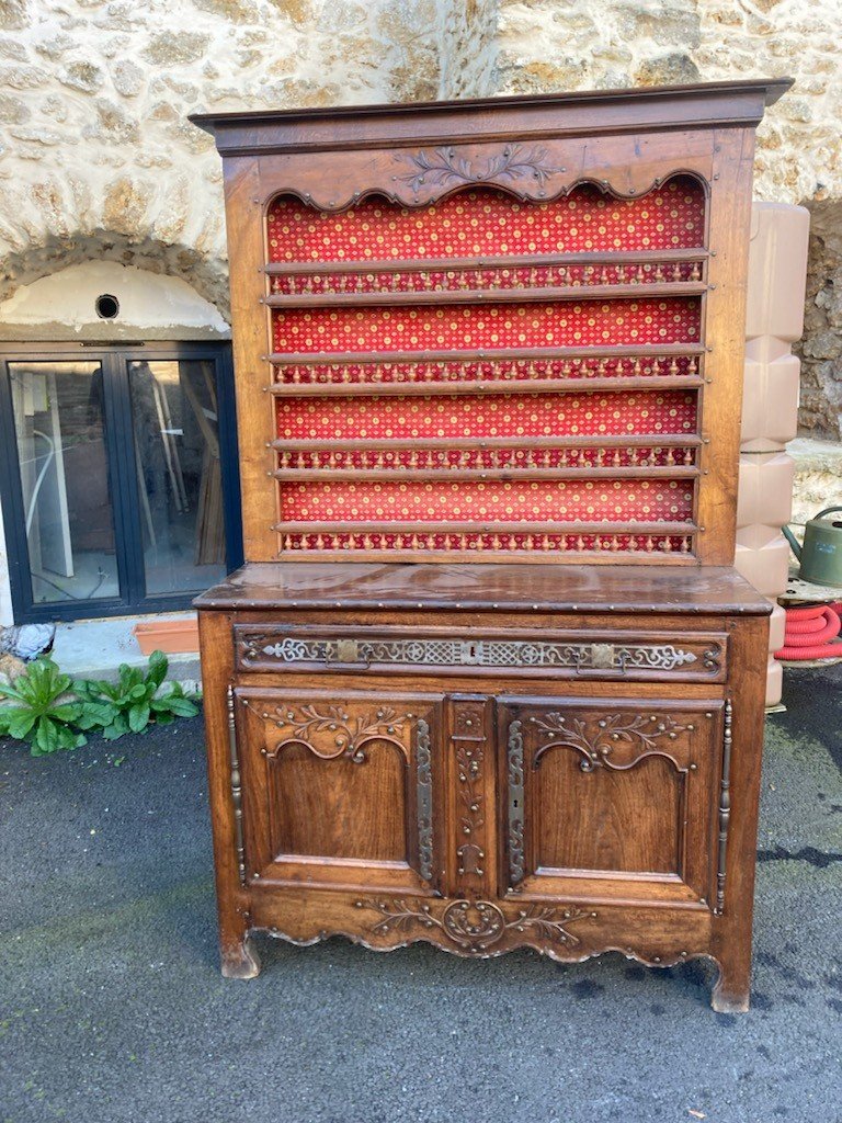 Pretty Two-body Dresser Buffet