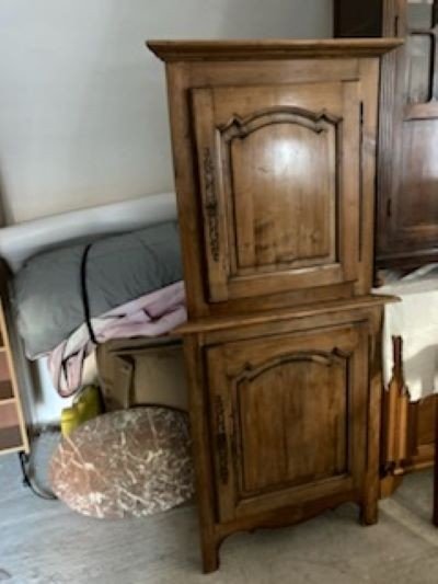 Small Two-body Corner Cabinet