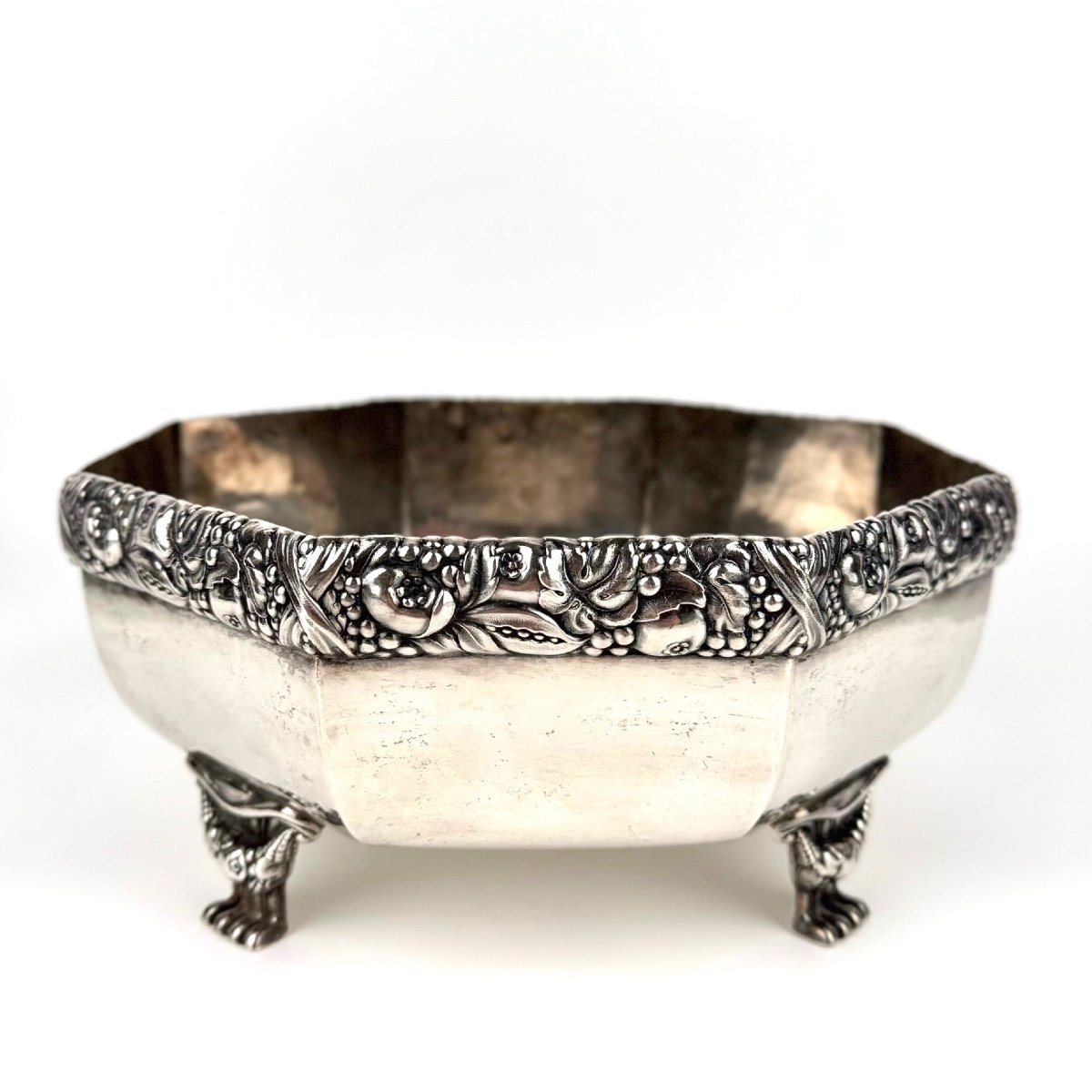 Posen - Art Deco Cup In Solid Silver Hallmarked 800