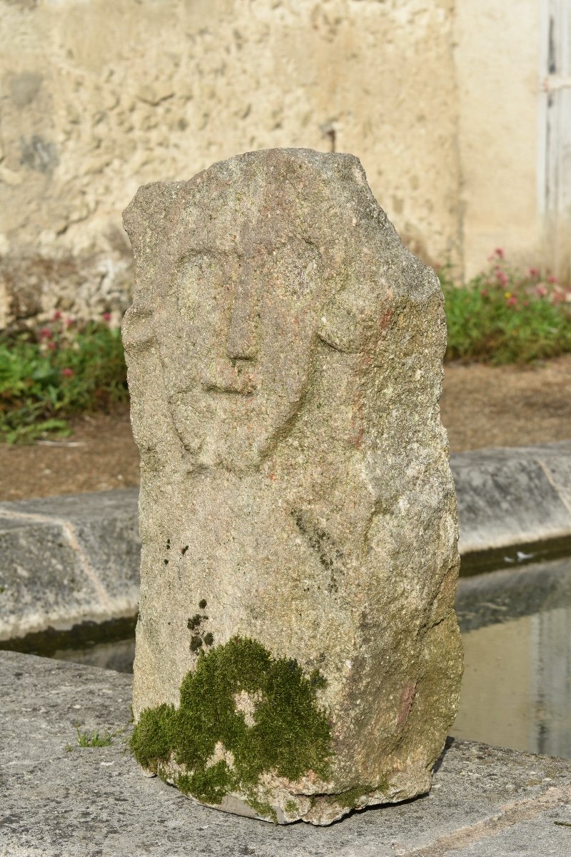 Anthropomorphic Stele - Stone Bas-relief Sculpture - Archeology (?) Art Brut (?)-photo-1