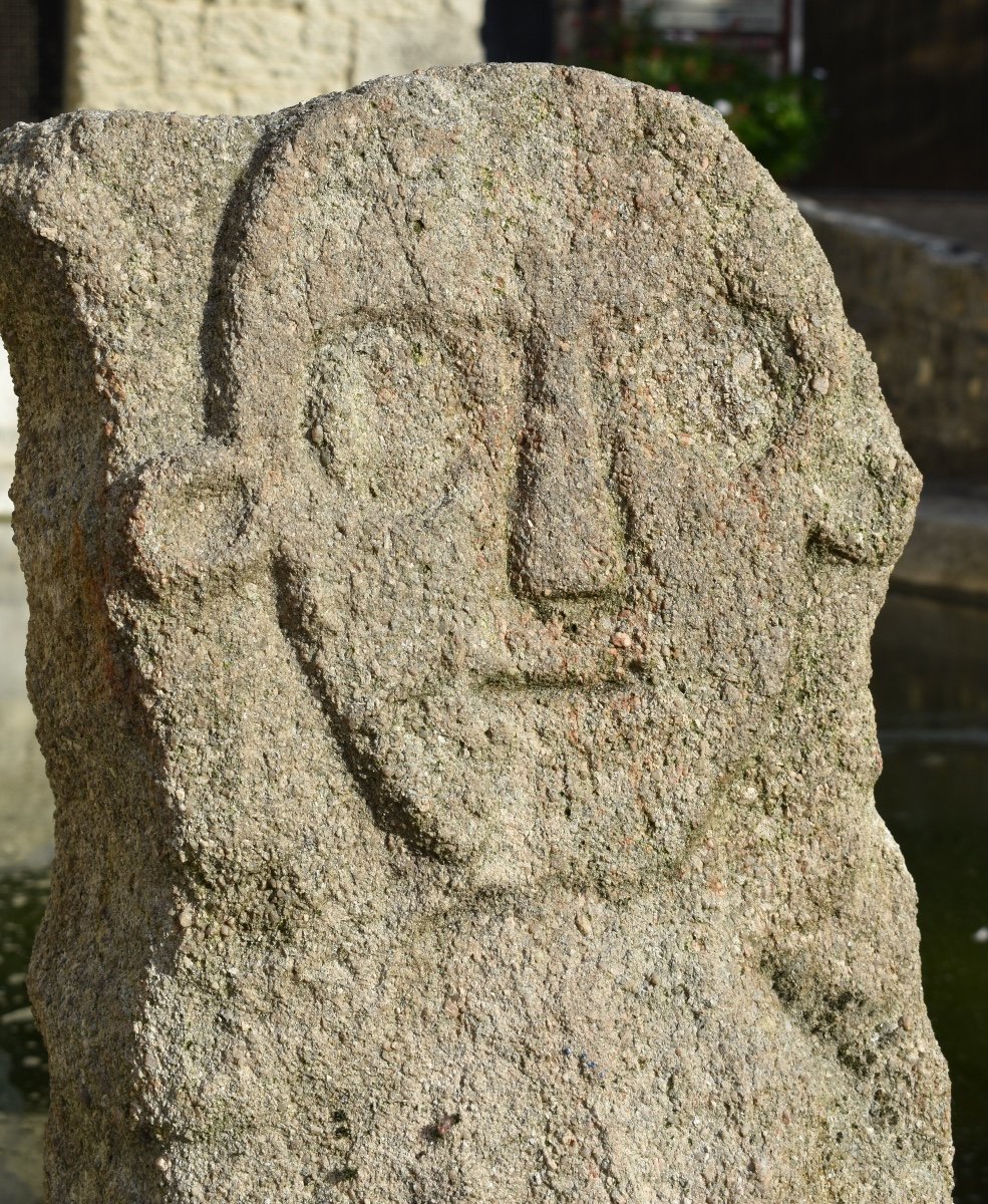 Anthropomorphic Stele - Stone Bas-relief Sculpture - Archeology (?) Art Brut (?)-photo-3