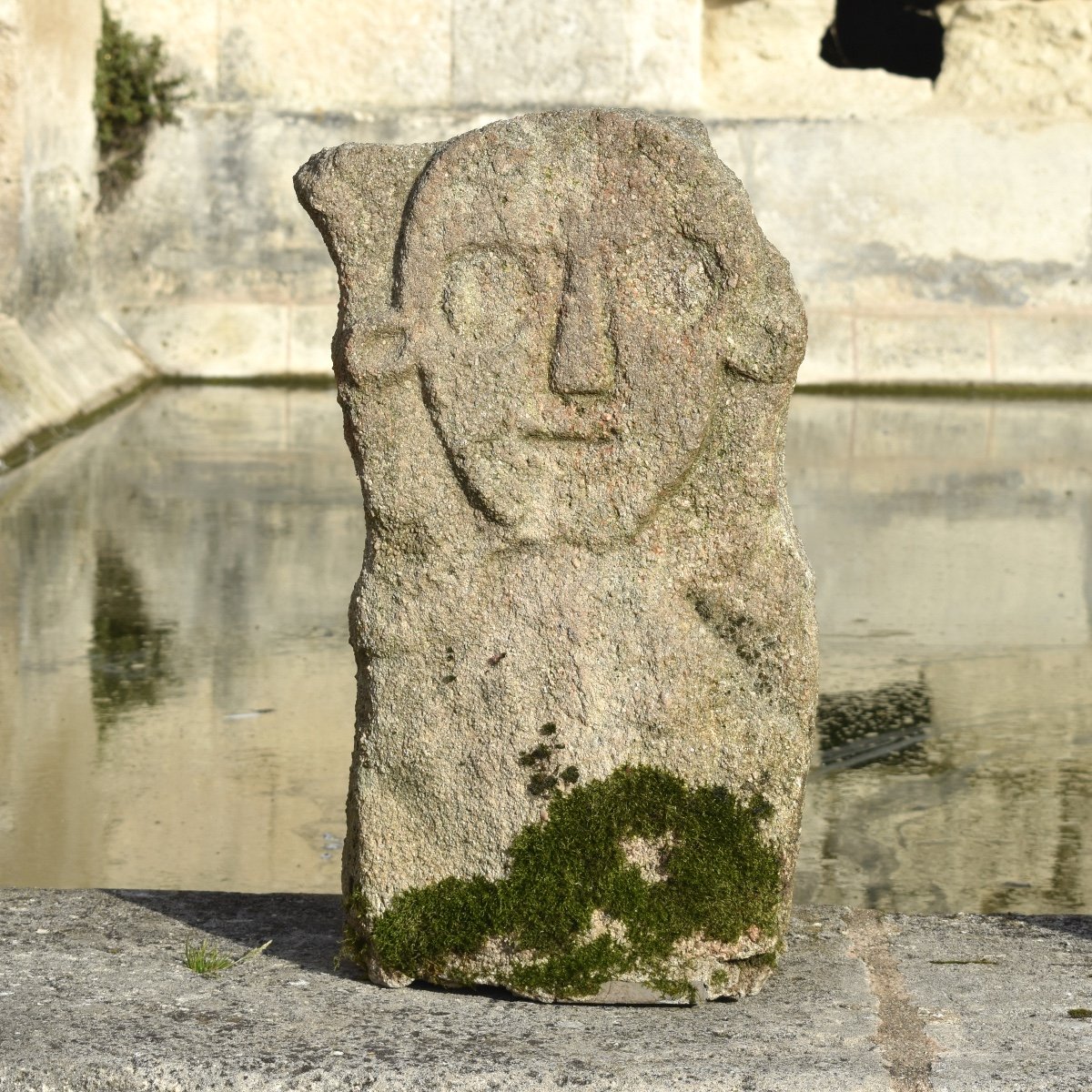 Anthropomorphic Stele - Stone Bas-relief Sculpture - Archeology (?) Art Brut (?)