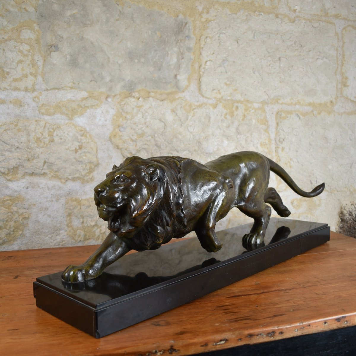 Bronze - Lion Walking - French School Circa 1935 --photo-2