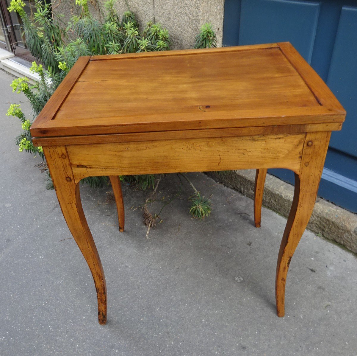 Table à Jeu En Noyer d'époque XVIIIème Siècle-photo-3