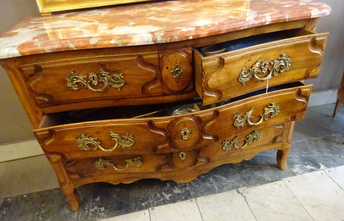 18th Century Walnut Commode-photo-4