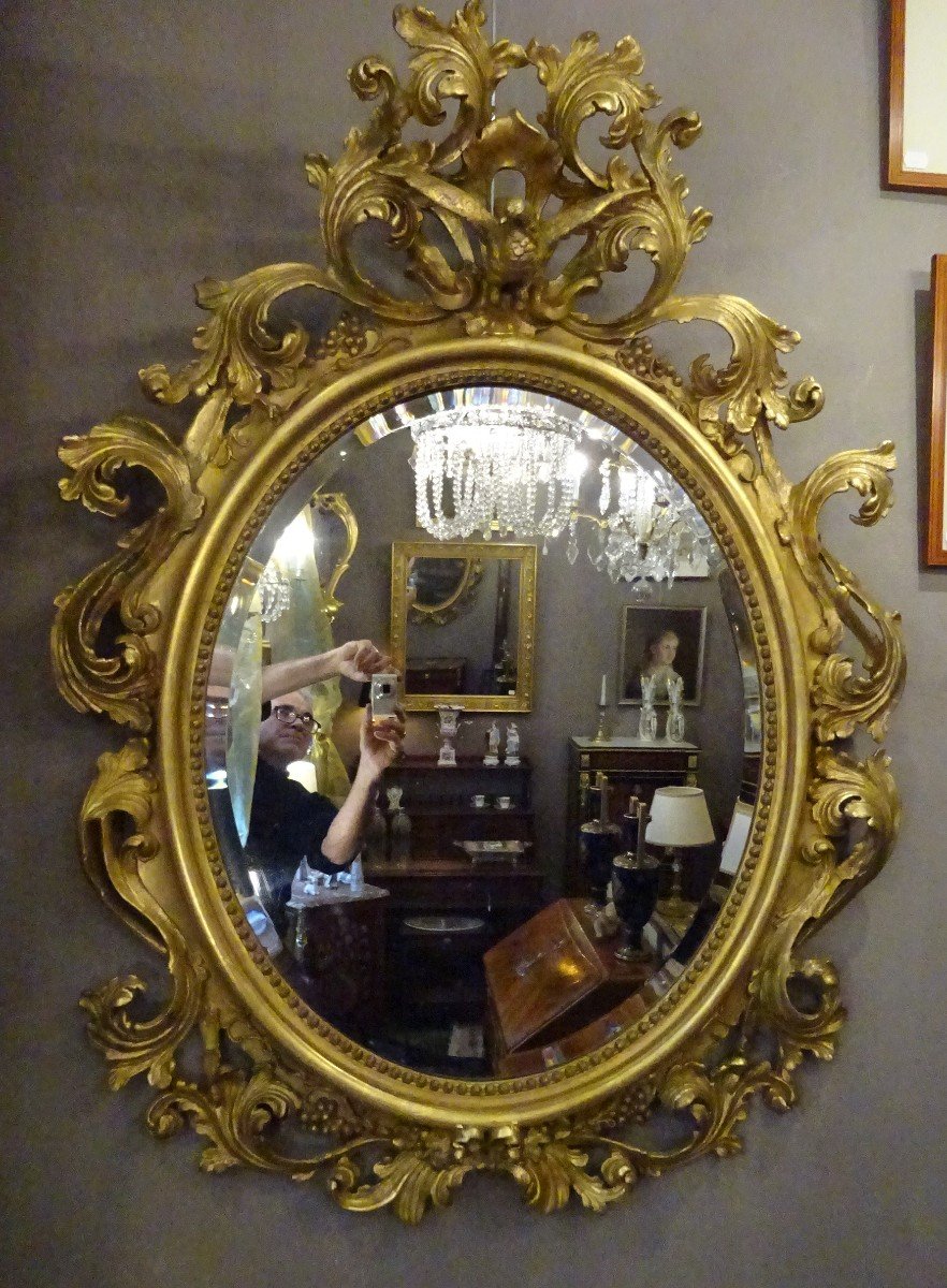 Miroir Ovale En Bois Stuqué Et Doré d'époque Second Empire