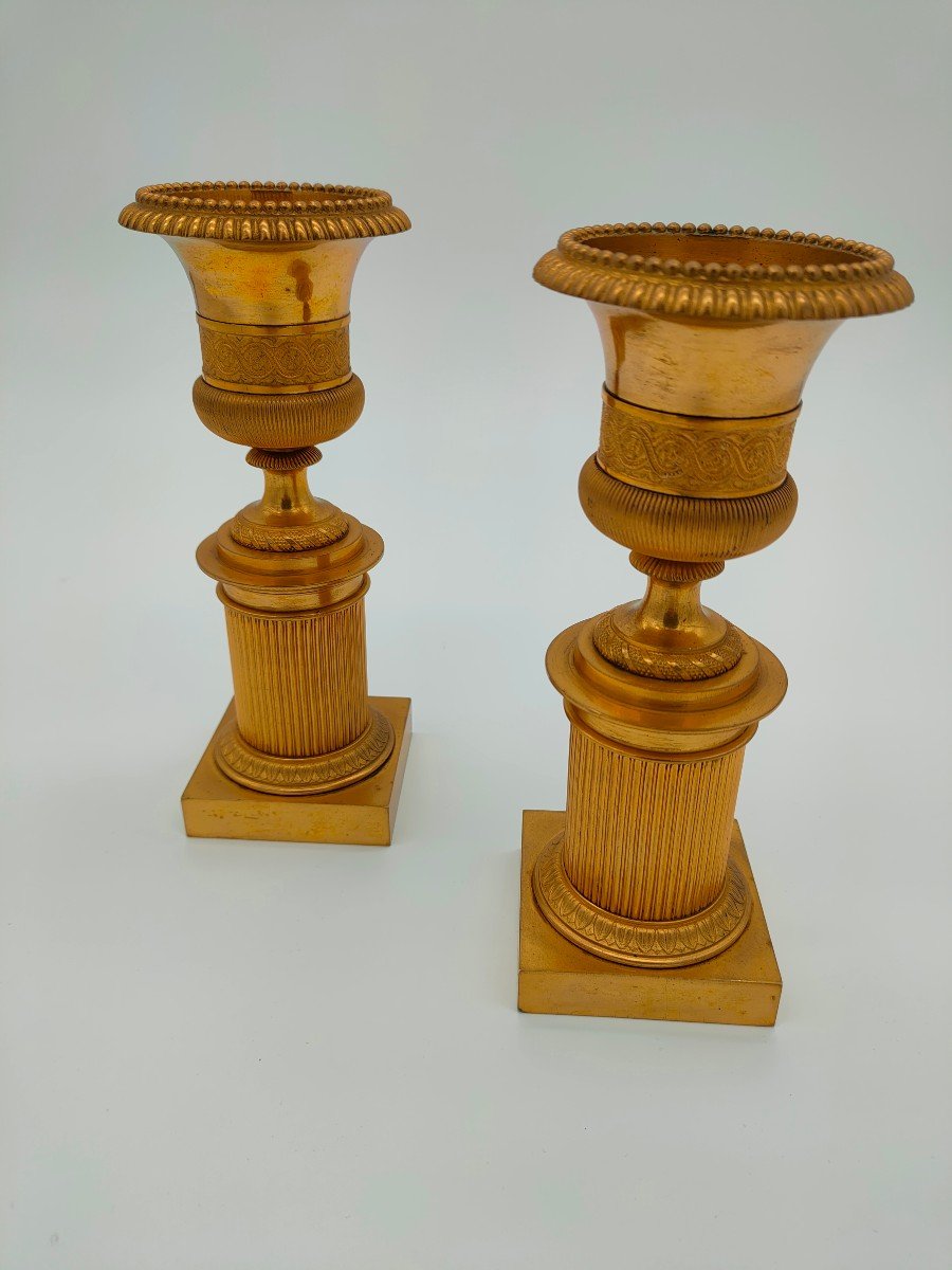 Paire De Vases Médicis En Bronze Doré 