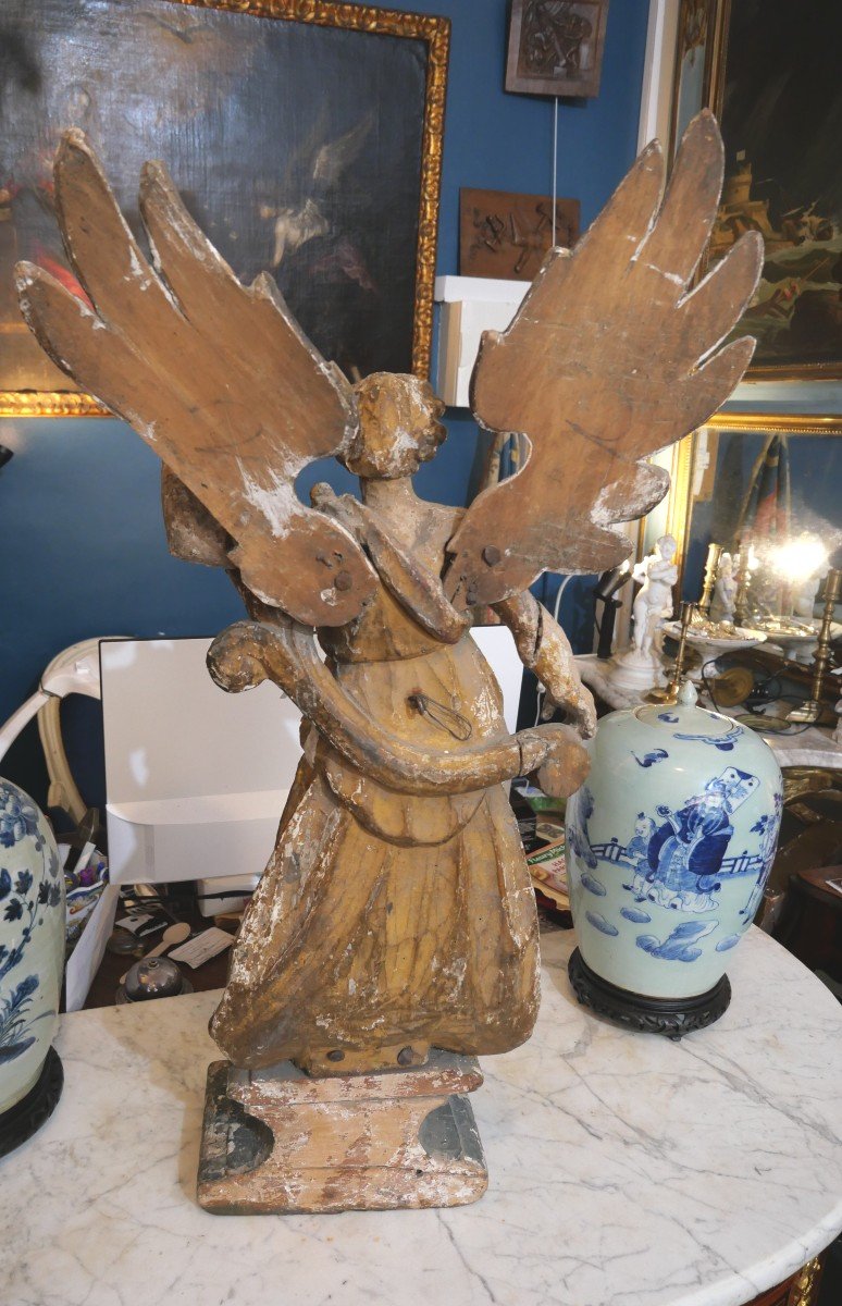 17th Century Carved Wooden Angel-photo-4