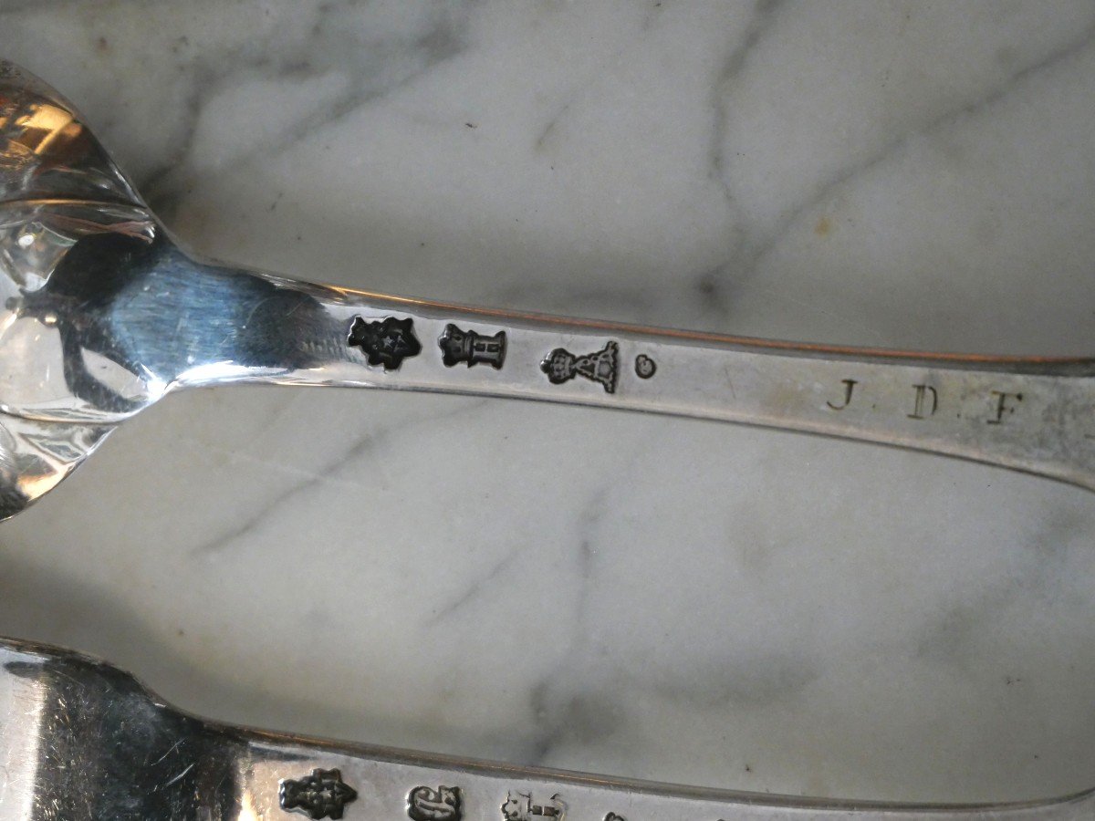 Pair Of 18th Century Silver Cutlery -photo-3