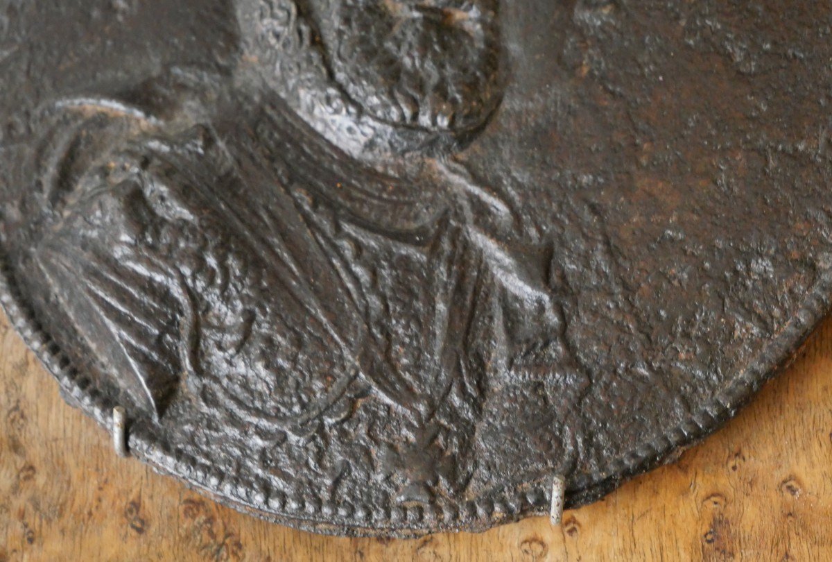 Henry IV In 19th Century Medallion-photo-3