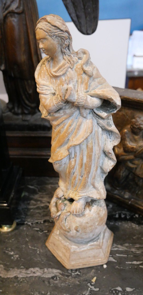 18th Century Terracotta Virgin