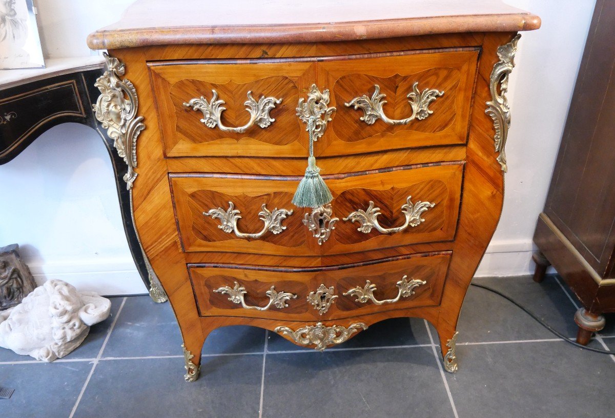 Petite Commode Louis XV Estampillée Chevallier-photo-2