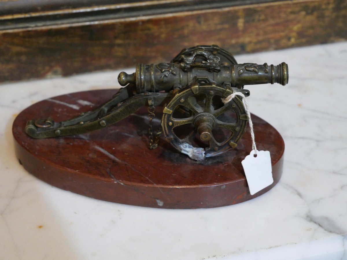 Small Patinated Bronze Cannon-photo-1