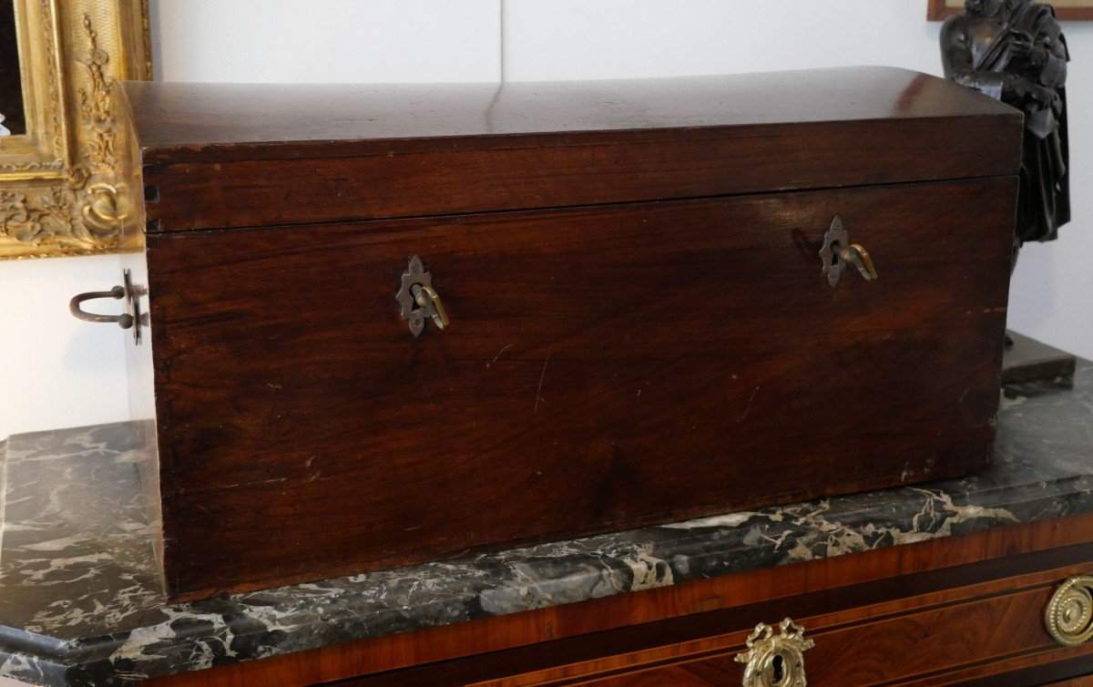 19th Century Mahogany Chest-photo-2