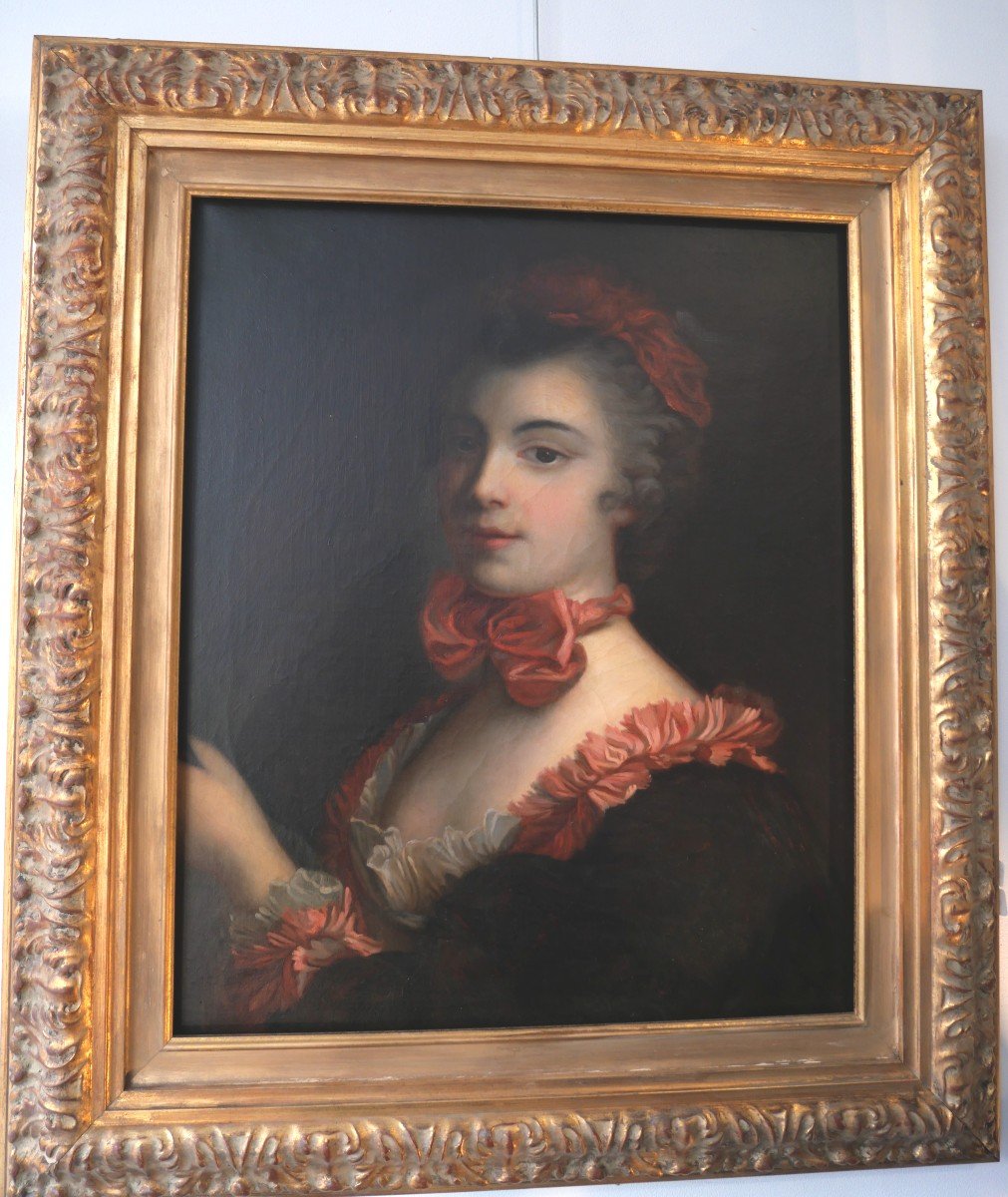 Portrait De Jeune Fille Au Noeud