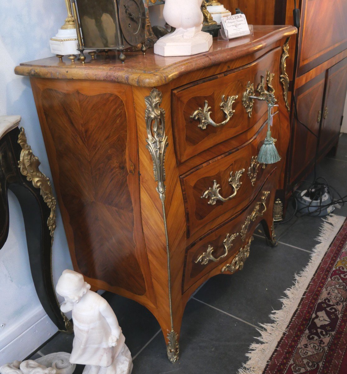 Commode Louis XV Estampillée