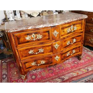 18th Century Regency Curved Chest Of Drawers