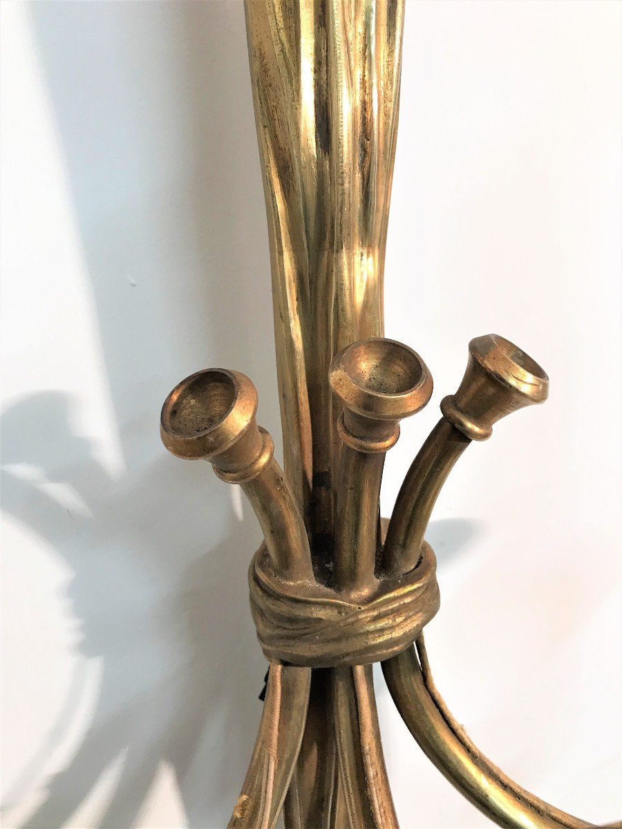 Large Pair Of Bronze Hunting Horn Sconces-photo-4