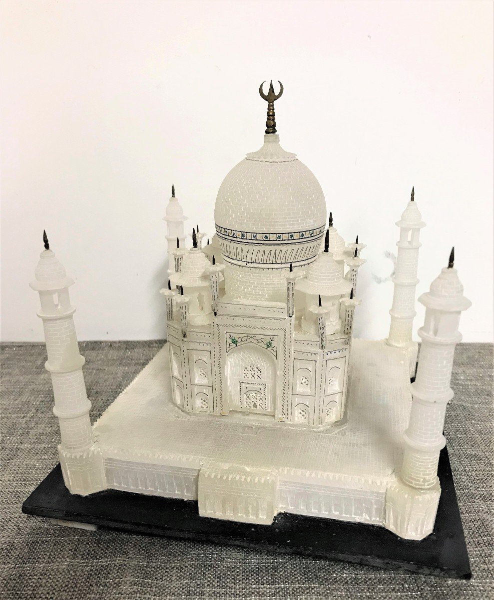 Alabaster Sculpture Of The Taj Mahal Mausoleum, 20th Century-photo-2